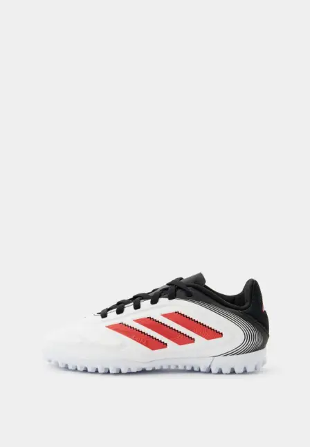 Шиповки adidas. Цвет: белый. Материал: полимер.