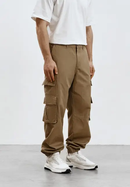 Брюки Urban Tiger. Цвет: бежевый.