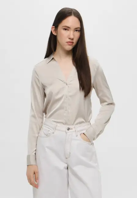 Блуза H&M. Цвет: бежевый.