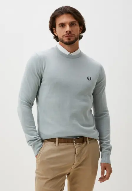 Джемпер Fred Perry. Цвет: зеленый.