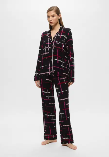 Пижама DKNY. Цвет: черный.