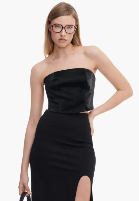 Топ Top Top. Цвет: черный.