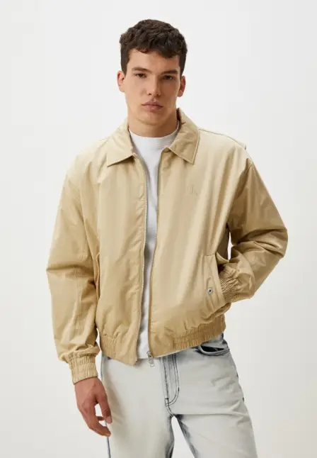 Бомбер Calvin Klein Jeans. Цвет: бежевый.